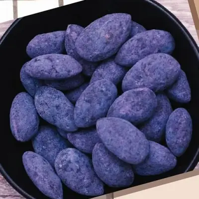 Almond Black Currant