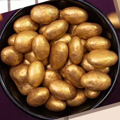 Almond Golden Saffaire from AMRG Khari Baoli Wale