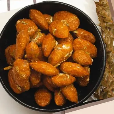 Almond Gur (Saunf) from AMRG Khari Baoli Wale