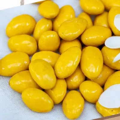 Almond Mango Chocodip from AMRG Khari Baoli Wale