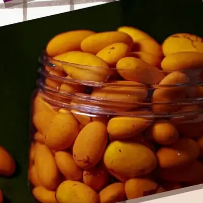 Badam Kesar Tuty from AMRG Khari Baoli Wale