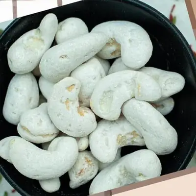 Cashew Paan from AMRG Khari Baoli Wale