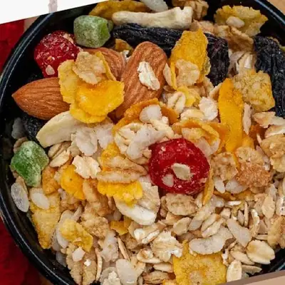 Granola Nuts & Berry from AMRG Khari Baoli Wale